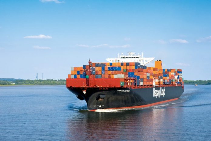 Tàu Hapag Lloyd được kiểm dịch khi xét nghiệm thuyền viên dương tính