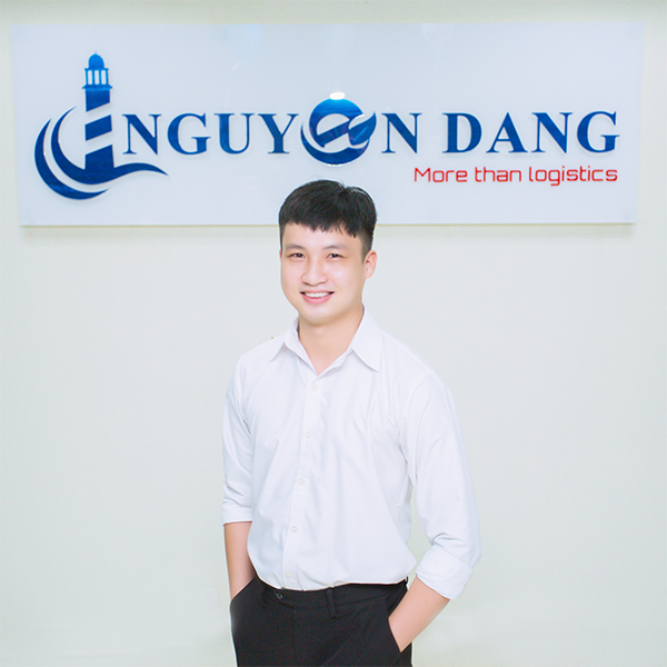 MR HÙNG - GIÁM ĐỐC ĐẠI DIỆN VĂN PHÒNG HỒ CHÍ MINH