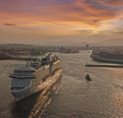 Cảng Piraeus, Hy Lạp