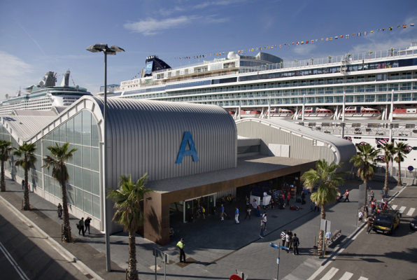 Cảng Barcelona, Tây ban nha