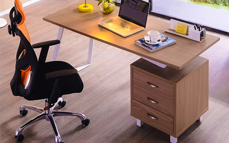 Thủ tục nhập khẩu bàn gỗ công nghiệp