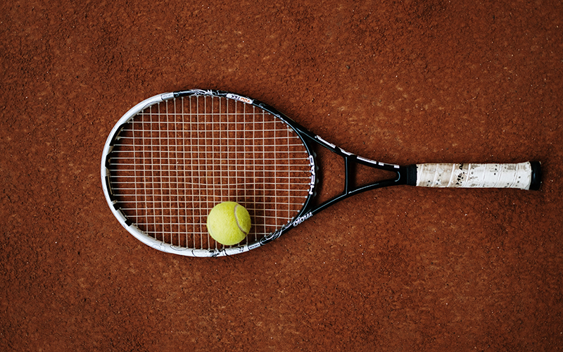 Thủ tục nhập khẩu vợt tennis