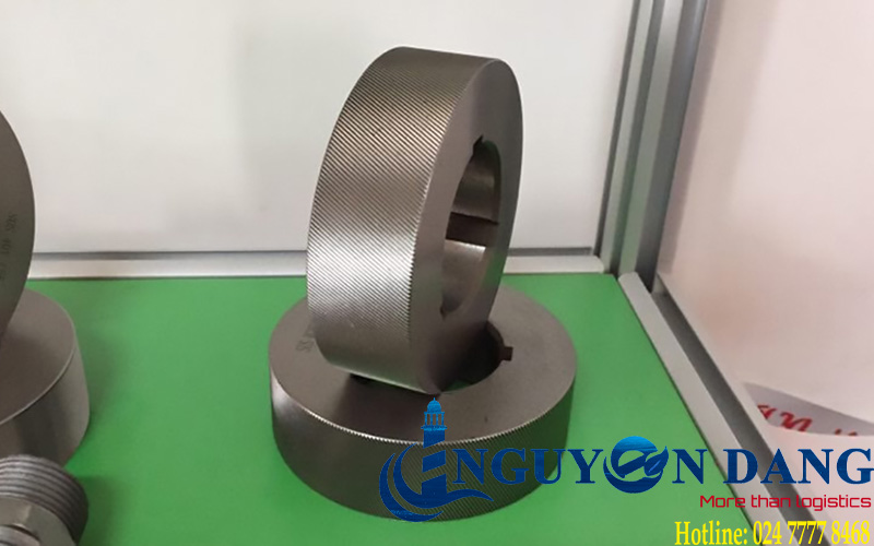 Thủ tục nhập khẩu lô cán ren