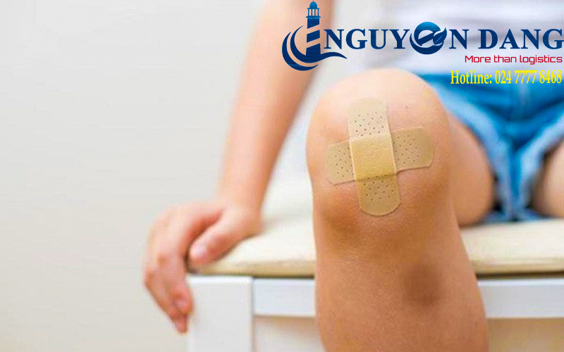Thủ tục nhập khẩu băng dán cá nhân