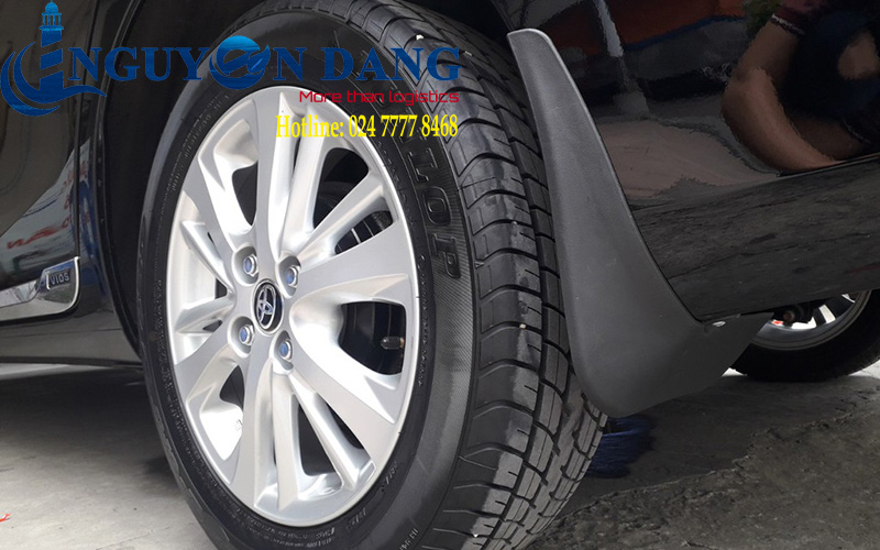 Thủ tục nhập khẩu tấm chắn bùn xe tô tô