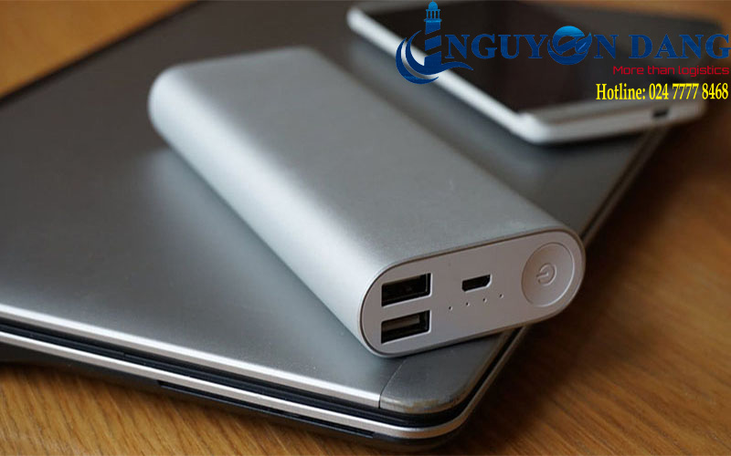 Thủ tục nhập khẩu pin sạc dự phòng
